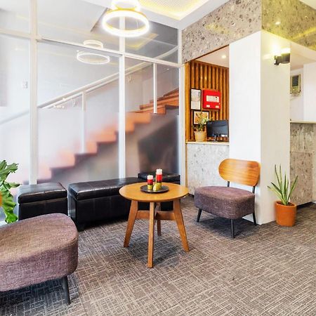 Tely'S Bed & Breakfast Iloilo Powered By Cocotel Exterior foto