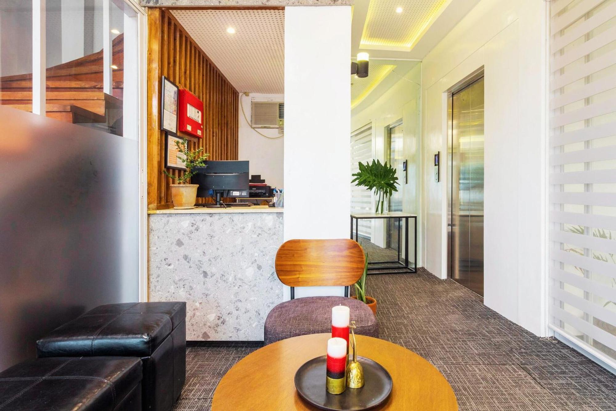 Tely'S Bed & Breakfast Iloilo Powered By Cocotel Exterior foto