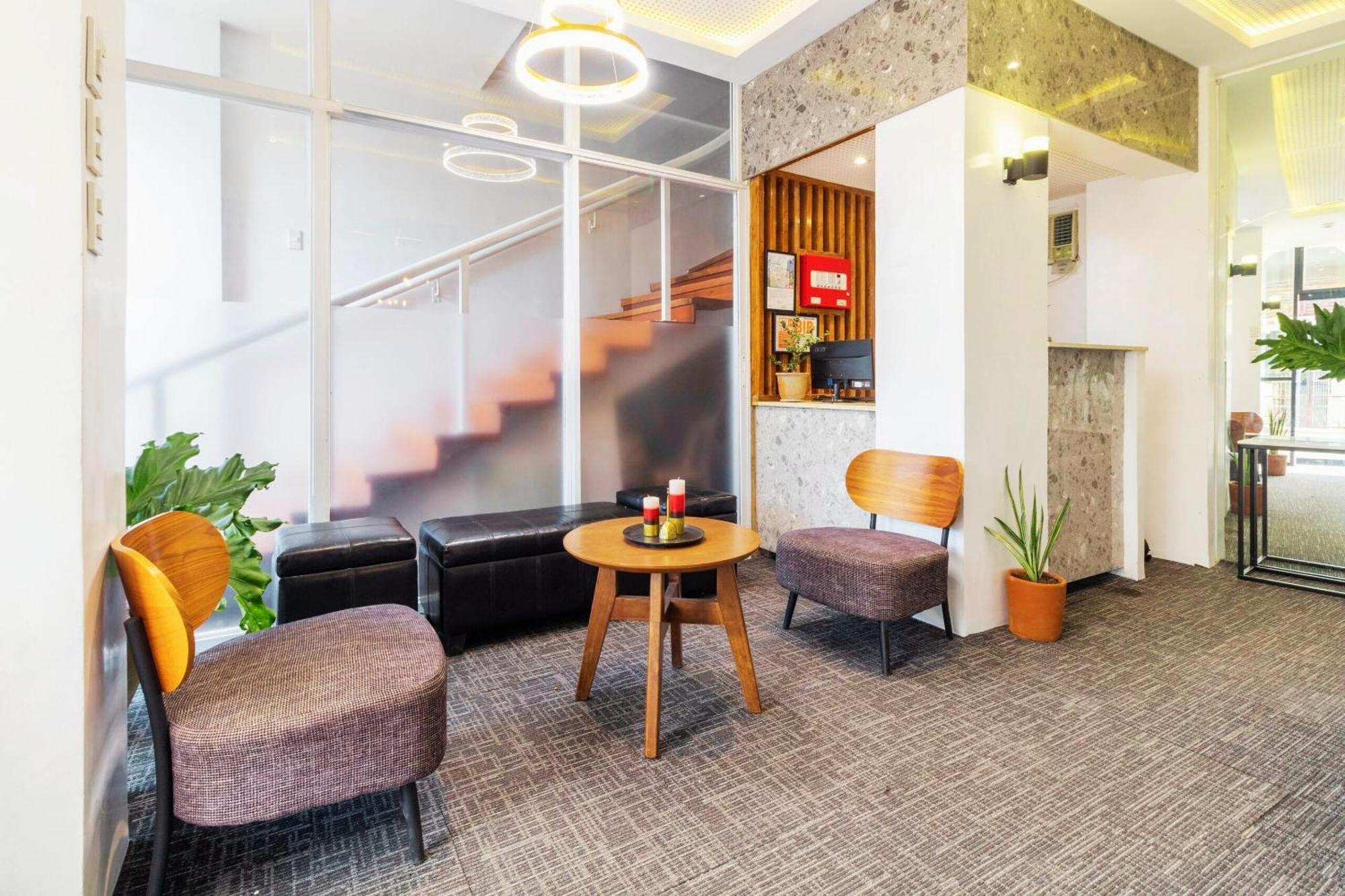 Tely'S Bed & Breakfast Iloilo Powered By Cocotel Exterior foto